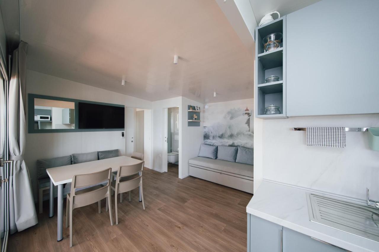 Mobile Homes Selce - Lighthouse Luaran gambar